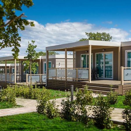 Mobile Homes - Lanterna Premium Camping Resort Тар Экстерьер фото