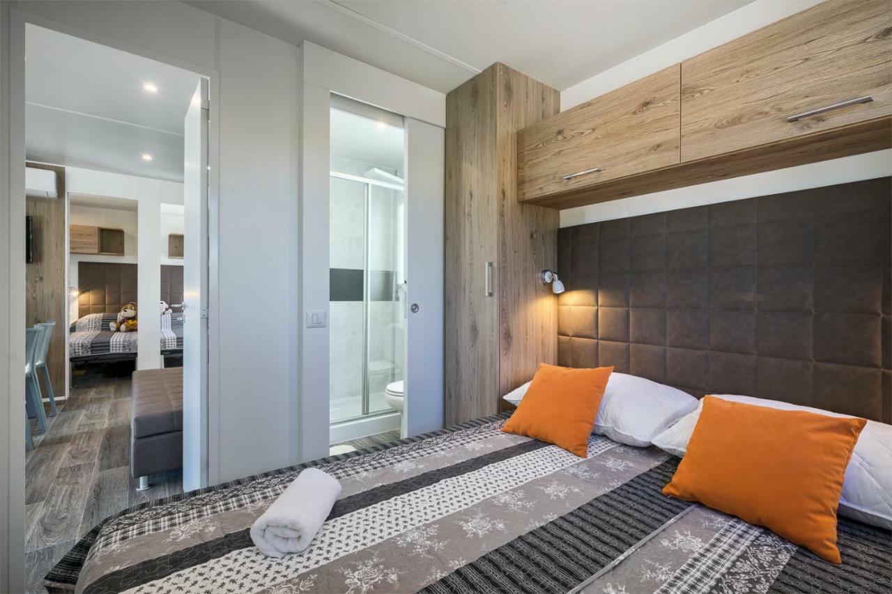 Mobile Homes - Lanterna Premium Camping Resort Тар Экстерьер фото